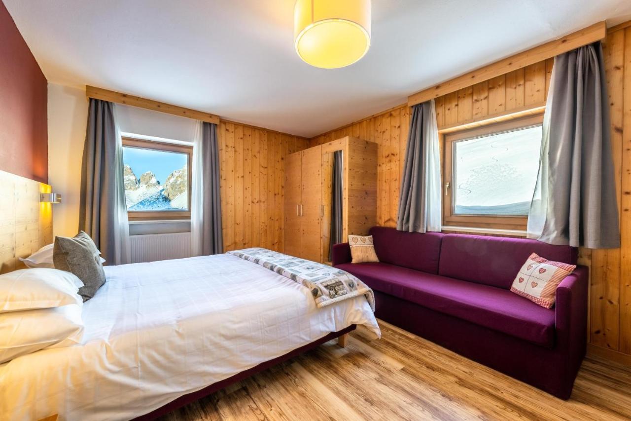 Hotel Col Di Lana Канацеї Екстер'єр фото